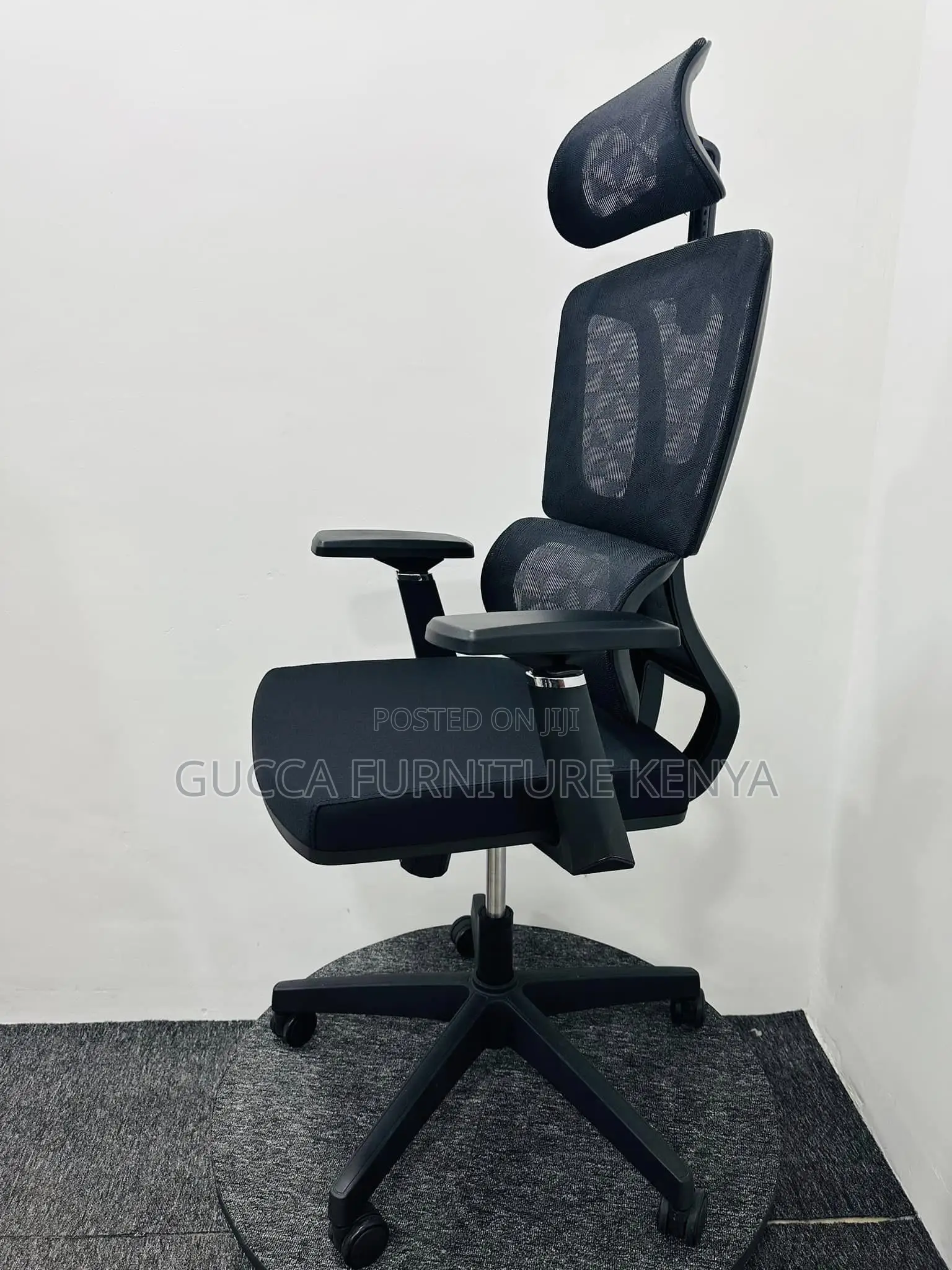 Boss Office Orthopedic Seat