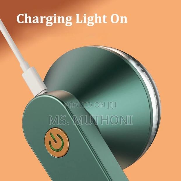 Rechargeable Lint Remover - thumbnail 4