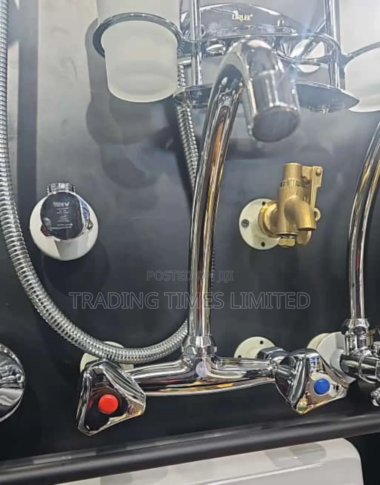 Lirlee Mixer Tap With Swivel Action