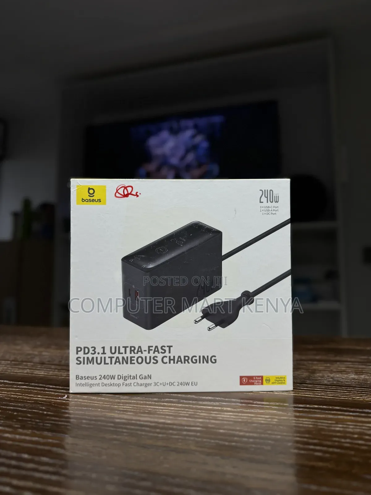 Baseus 240W Digital Gan