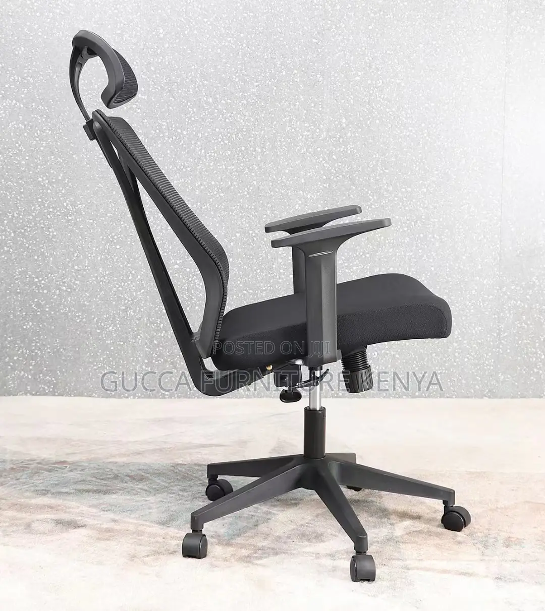 High Back Office Chair With Mesh Back and Headrest