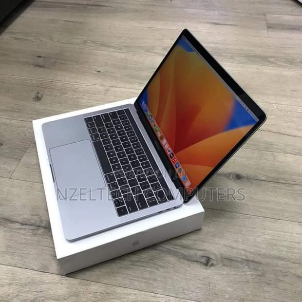 Laptop Apple MacBook Pro 2017 16GB Intel Core I5 SSD 256GB - thumbnail 2