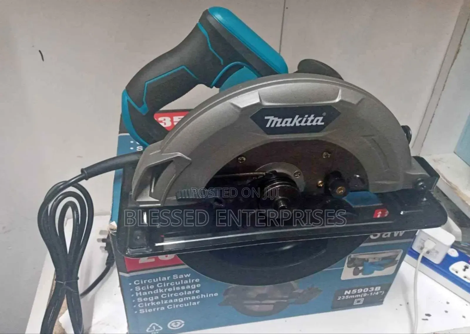 Electric Makita Circular Saw 7"/Makita Circular Saw Machine