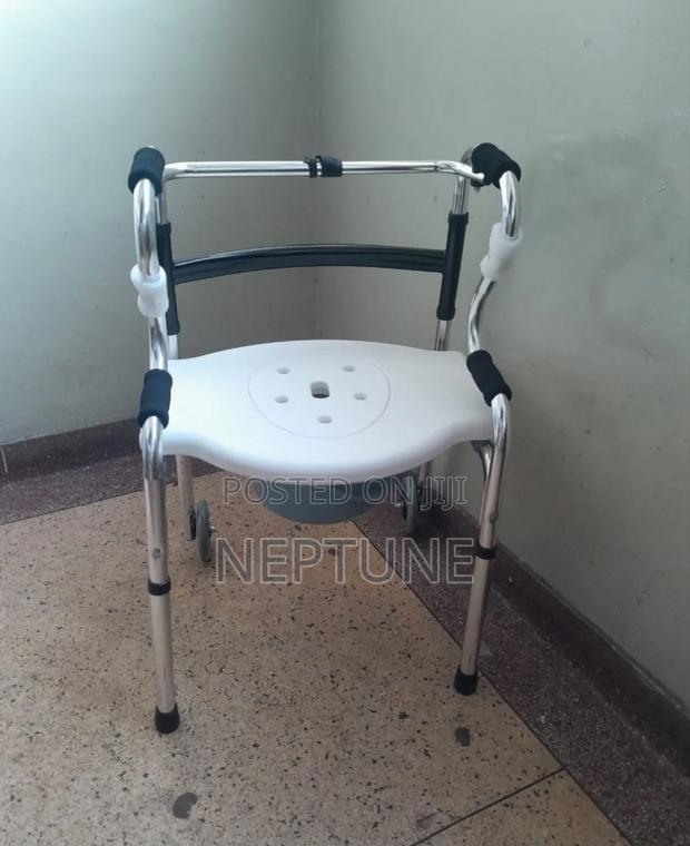 Commode Walking Frame