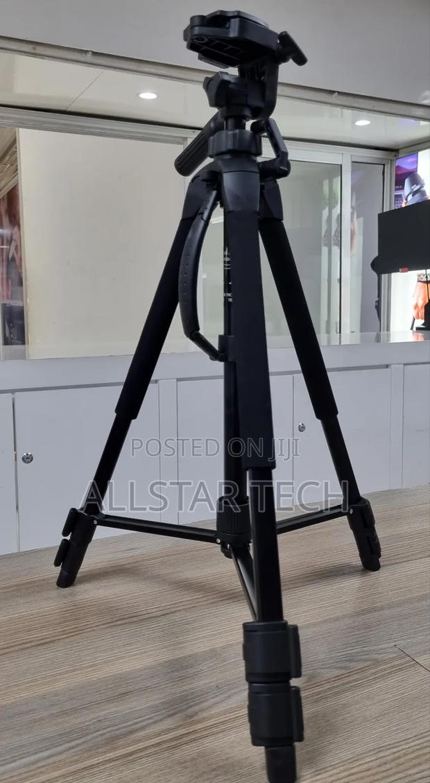 Camera Tripod - main view