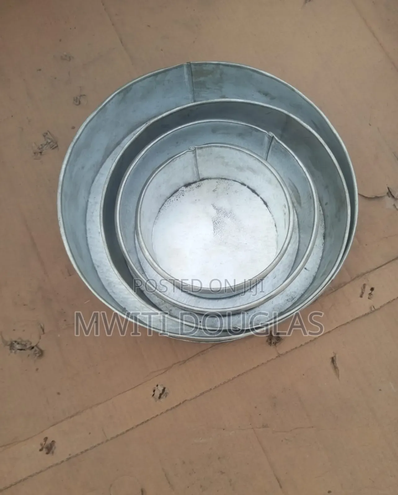 Circular Bakery Tins