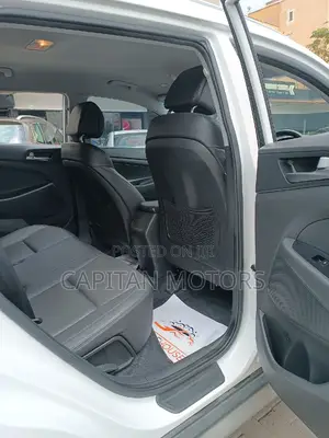 Hyundai Tucson 2017 White