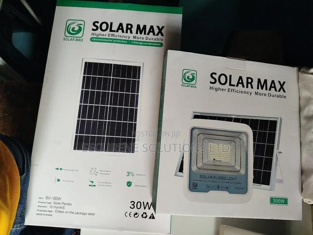 Solarmax Led Solar Floodlight 300 Watts Solar Floodlight