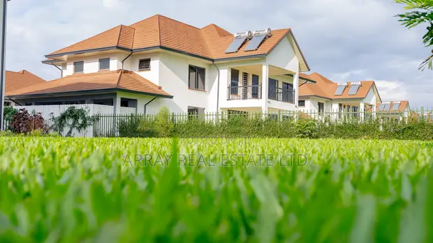 4bdrm Maisonette in Ridgeways for sale