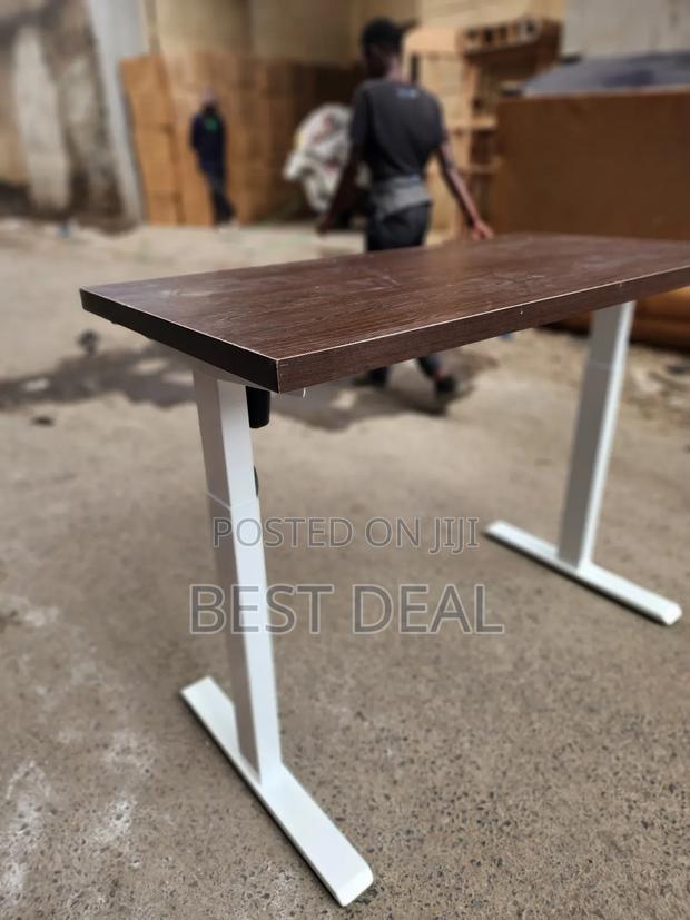 Height Adjustable Electric Desk - thumbnail 3