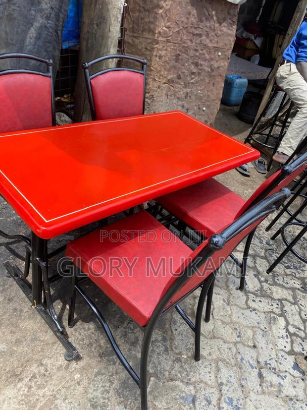 Restaurants And Bar Table - main view