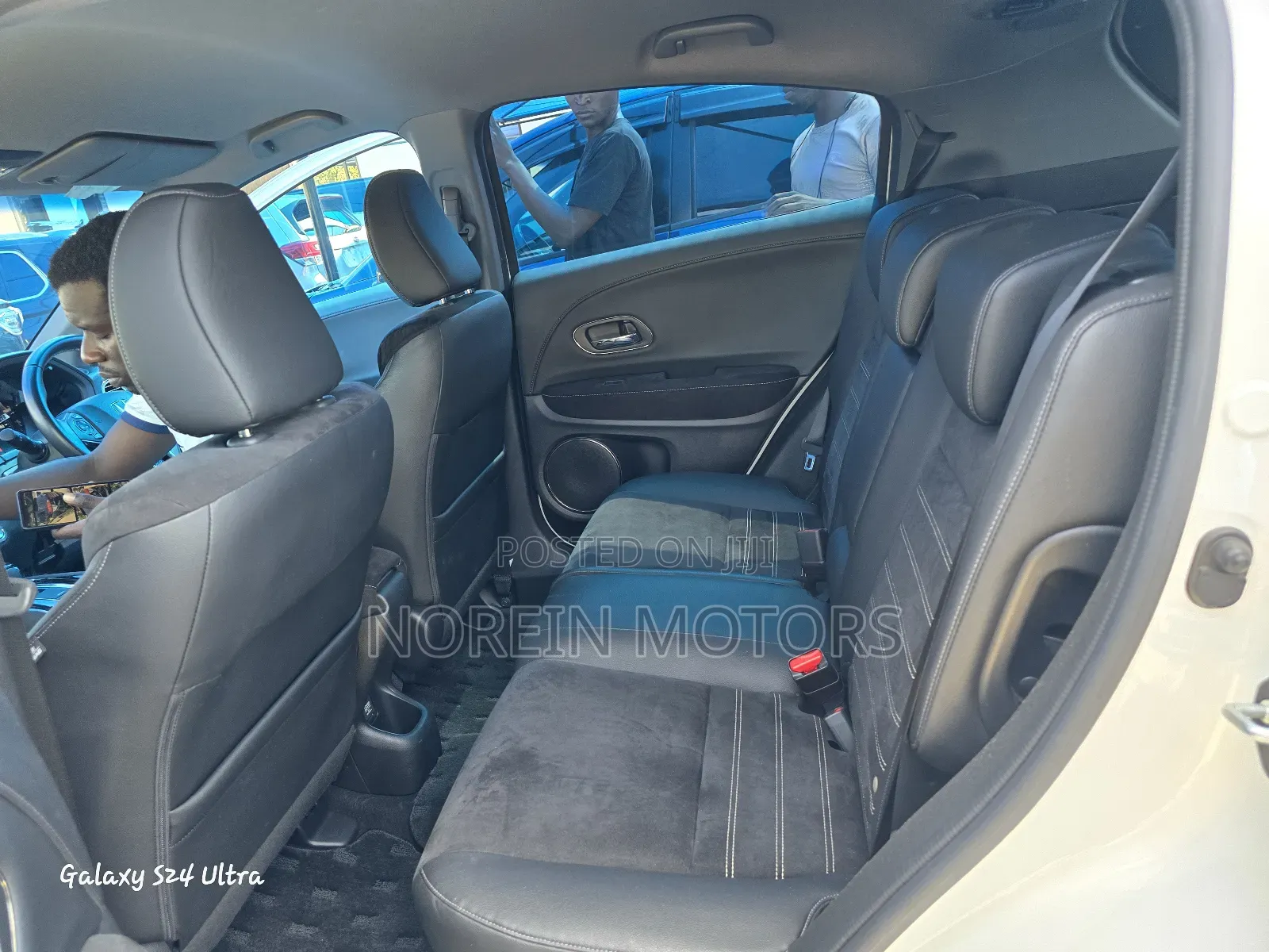 Honda Vezel 2017 White