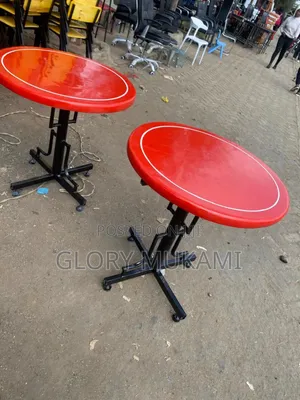 Restaurants and Bar Round Table