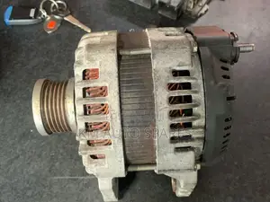Nissan Mr18 Alternator for Wingroad, Tiida, Cube.