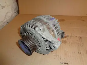 Nissan Qg15 Alternator for Wingroad, Tiida, Ad, Fb15, Fb14.