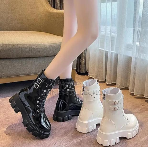 Quality Prada Boots - thumbnail 3