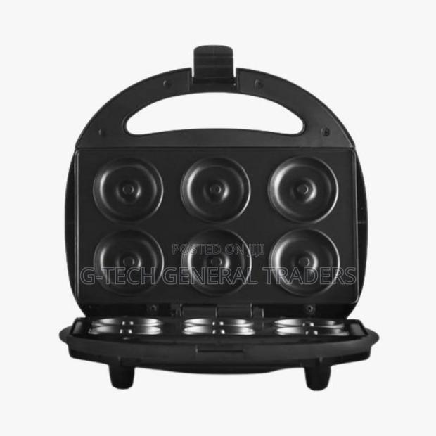 Donut Maker!6-Hole Nonstick Donut Maker