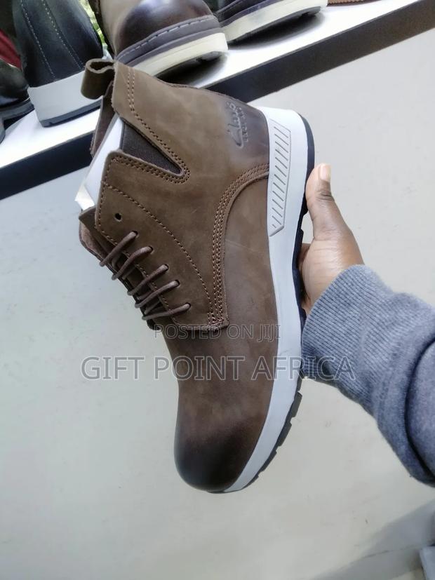 Coffee Clarks Leather Casual Boots for Men - thumbnail 3