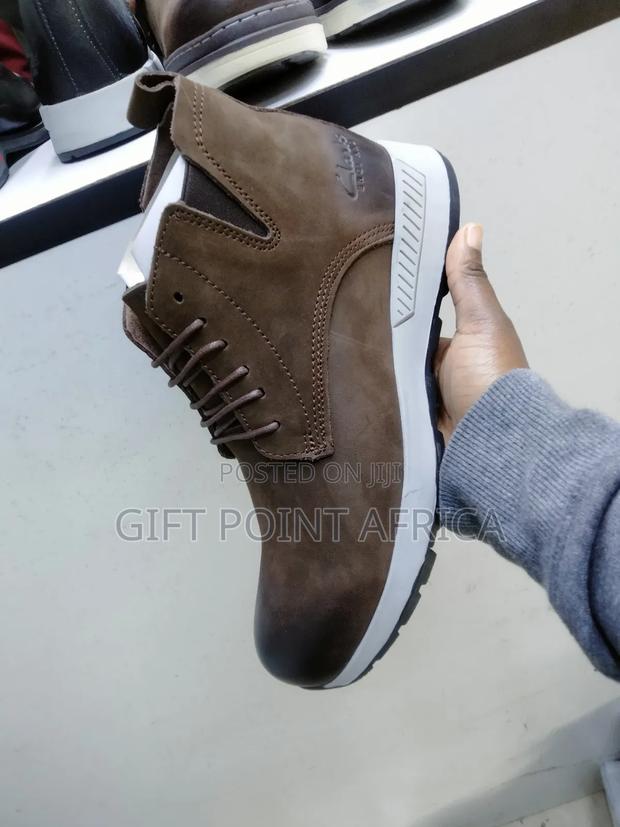 Coffee Clarks Leather Casual Boots for Men - thumbnail 4