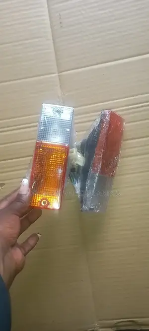 Bumper Lamp Isuzu Tougher,TFR 2 Colour