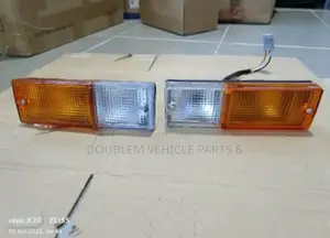 Bumper Lamp Isuzu Tougher,TFR 2 Colour