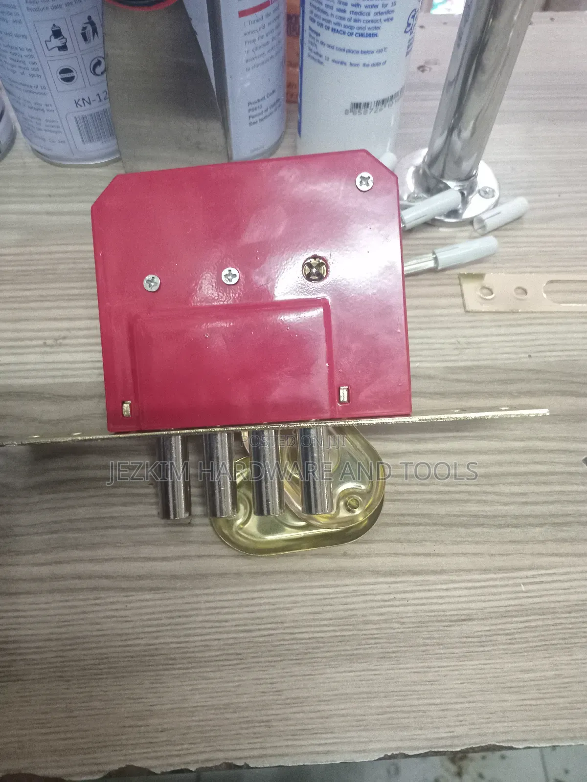 Deadlock 4 Pins