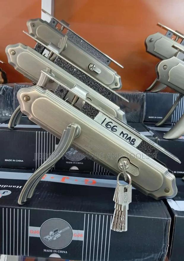 Wooden Door Lock - main view