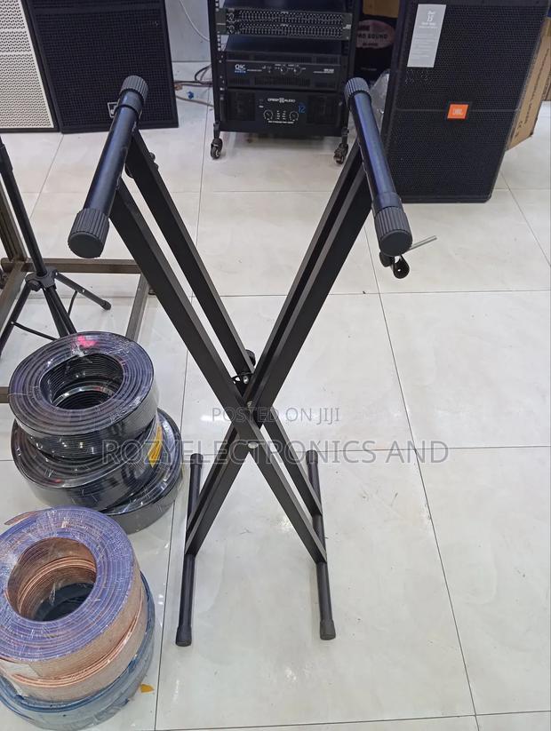 Metallic Keyboard Stand - main view