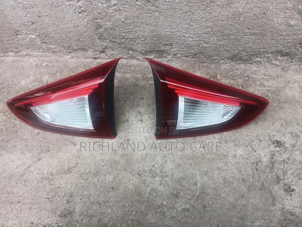 Boot Lamp Mazda Demio 2015