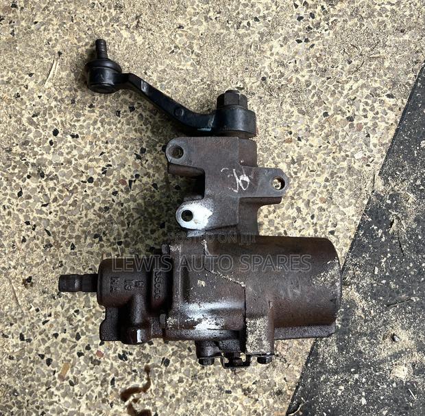 Hilux Surf Steering Box - thumbnail 5