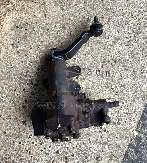 Hilux Surf Steering Box - thumbnail 6