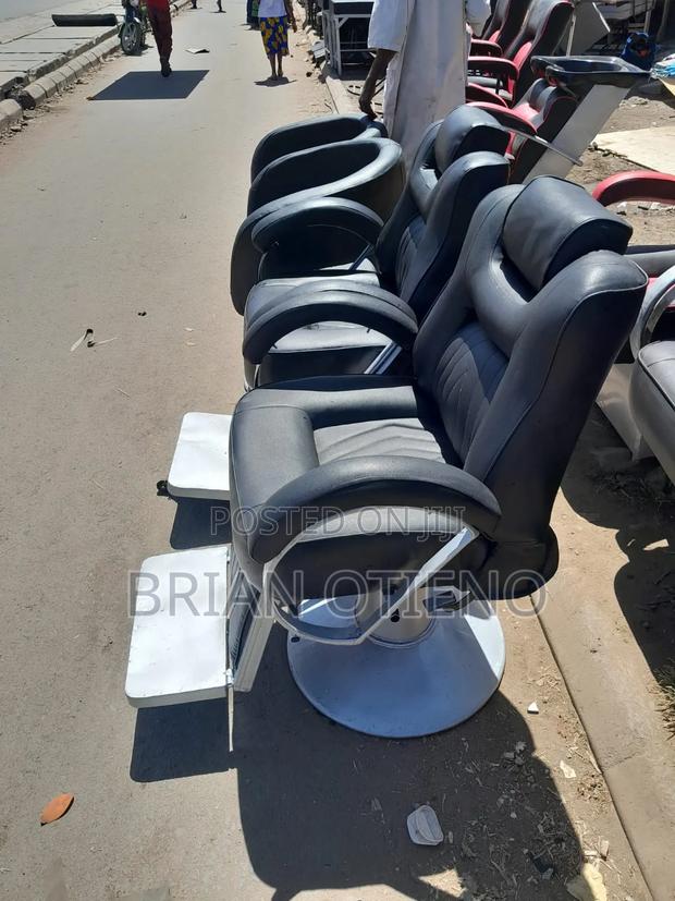 Black Barber Chairs - main view