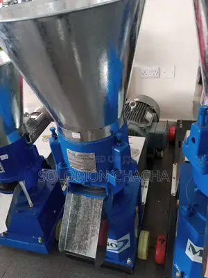 Milano Animal Feed Pelletizer Machine With a 15 Hp Motor