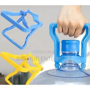 Water Bottle Lifters Colours Blue and Yellow