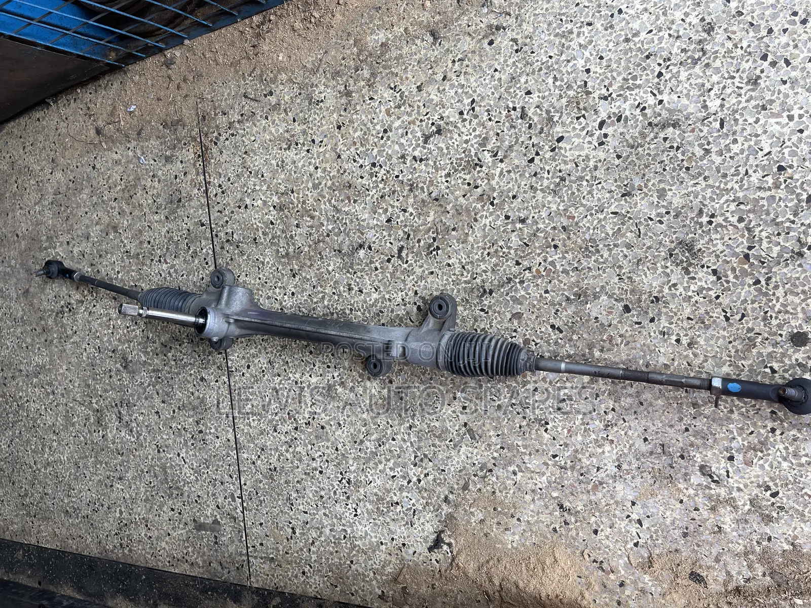 Noah Voxy Steering Rack