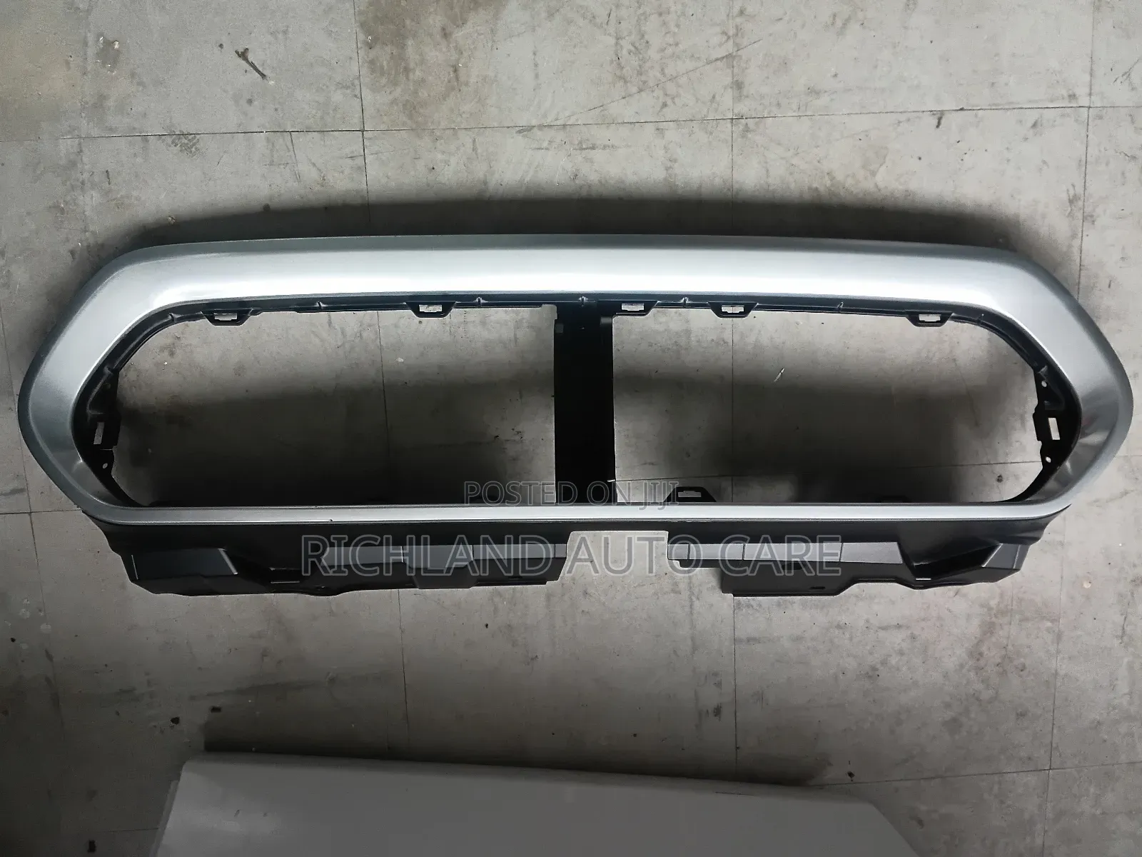 Grille Upper Cover Toyota Passo 2016