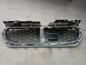 Grille Toyota Passo 2016