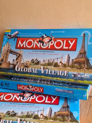 Assorted Board Games . Chess, Scrabble, Monopoly,