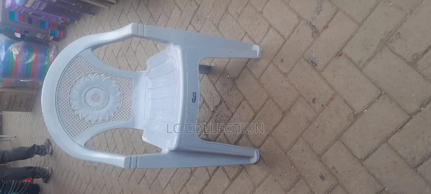Kenpoly Armed Chair(Grey Colour)