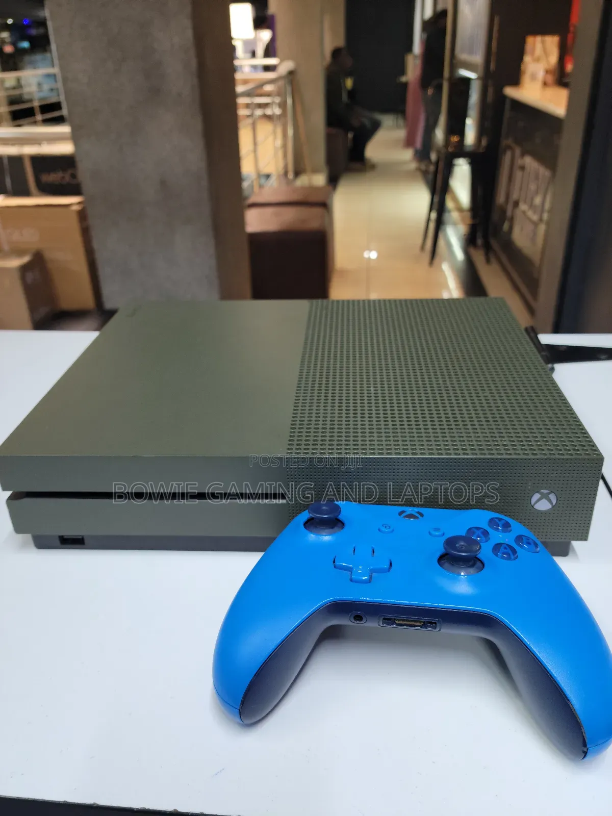 Xbox One S 1tb With 1 Controller