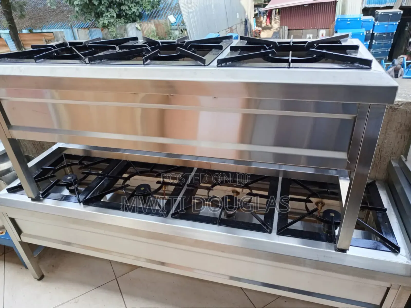Palatial Modern Four Burner Gas Cooker