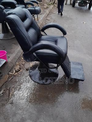 Black Barber Seats - thumbnail 2