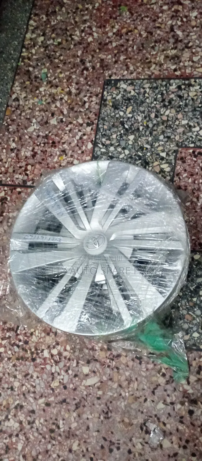 Toyota Ractis Size 14 Wheel Cap