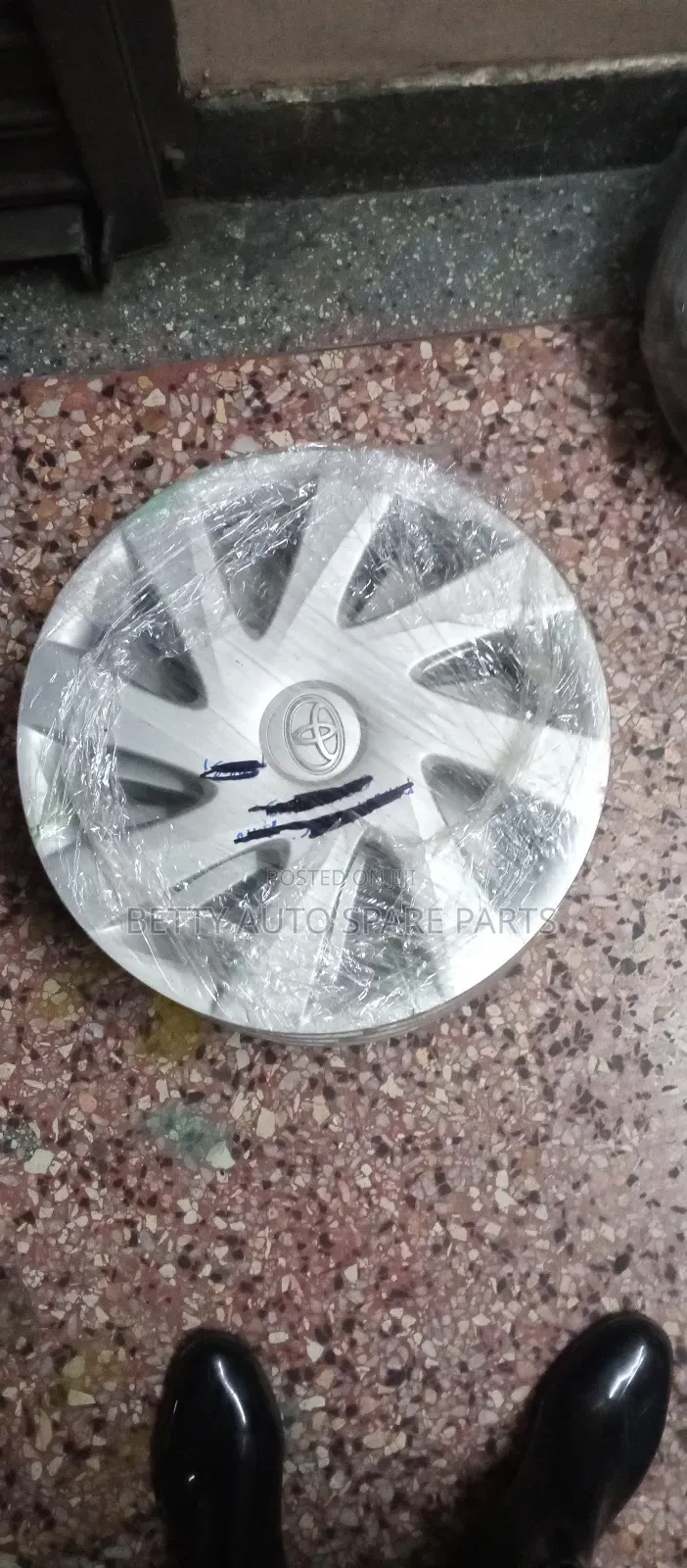 Toyota Ractis Size 14 Wheel Cap