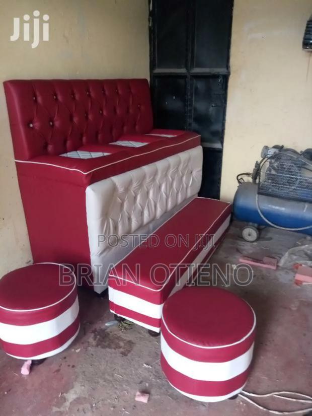 Pedicures Coach With Poofs - main view