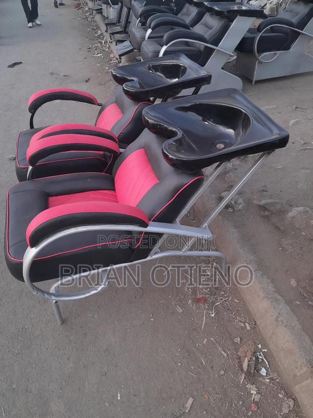 Affordable Saloon Sinks - main view