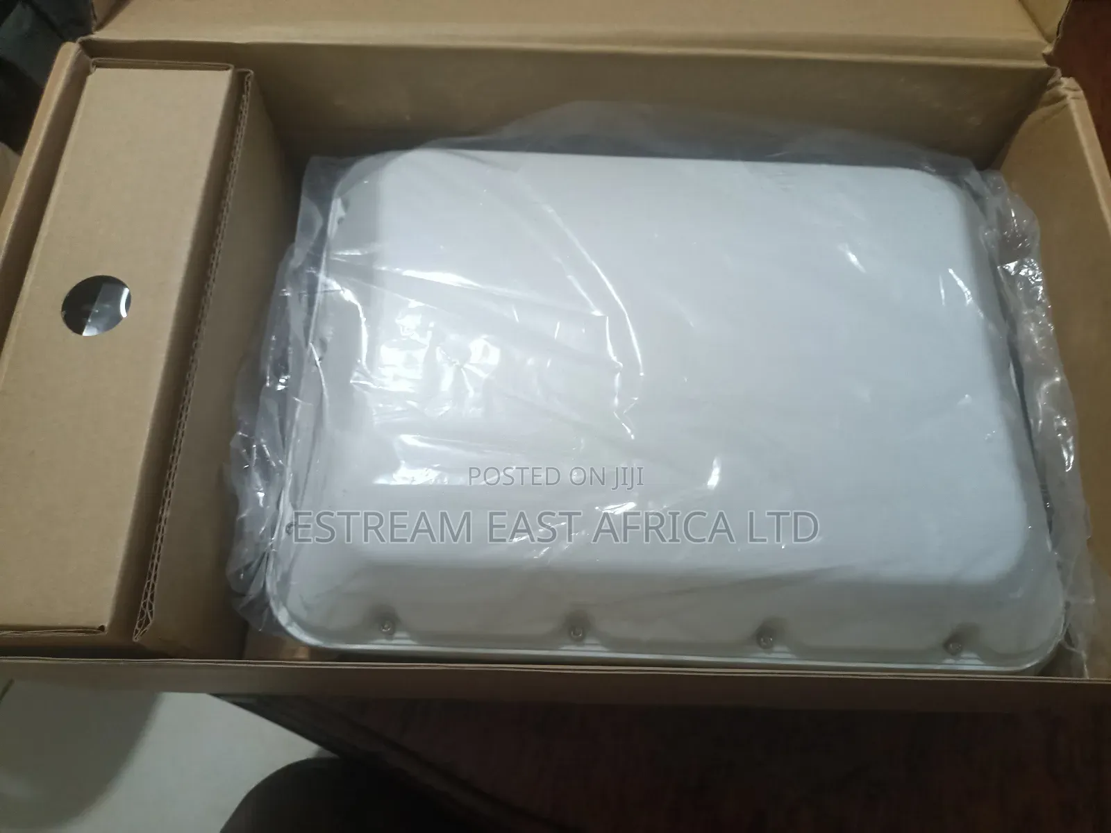 Ruckus T710 Ww01 802.11ac Wave2 4x4:4 Wifi Access Point
