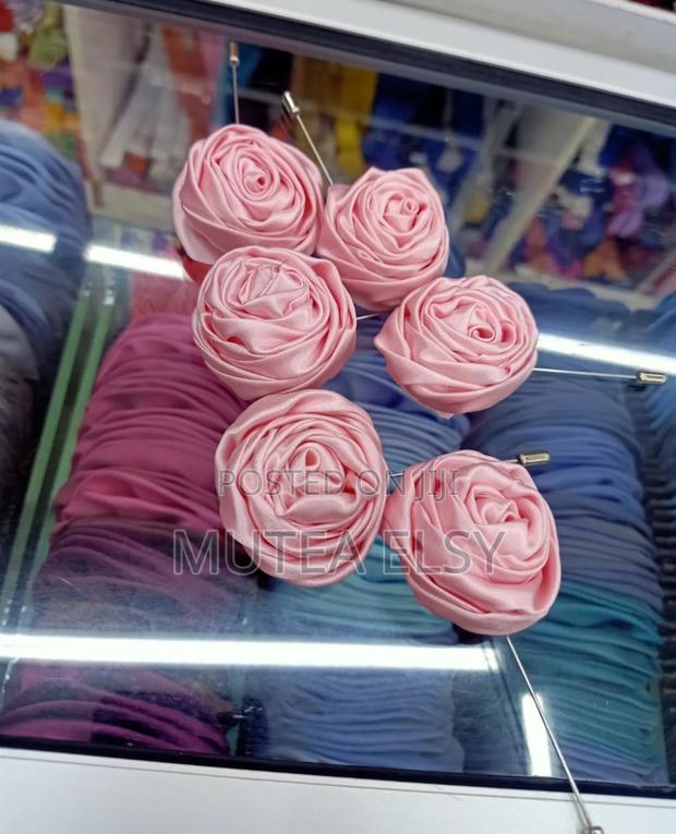 Soft Pink Lapel Pins - thumbnail 2