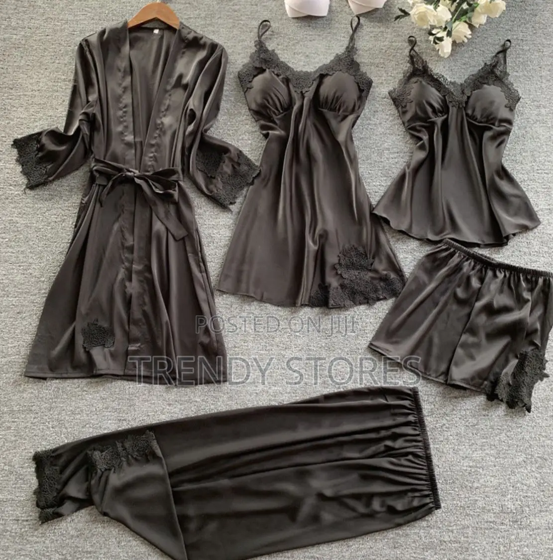 Black 5 in 1 Pyjamas Set