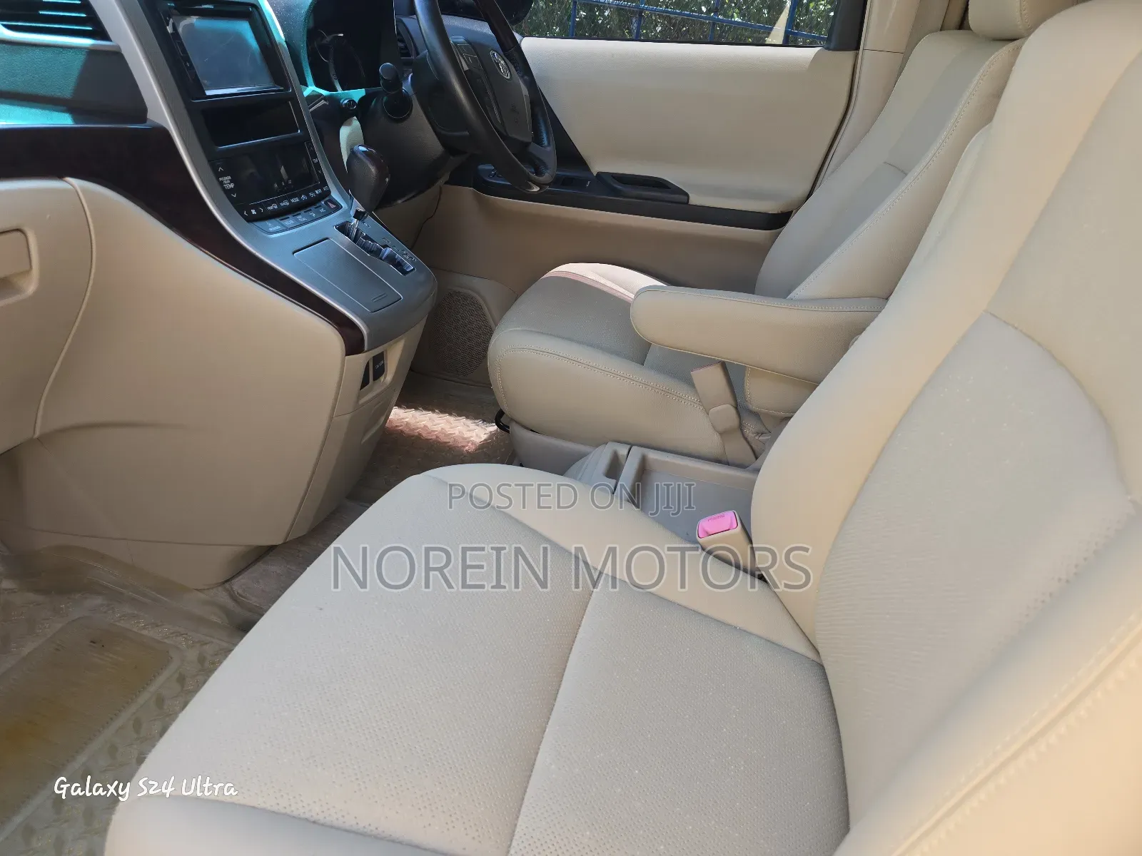 Toyota Alphard 2015 Black